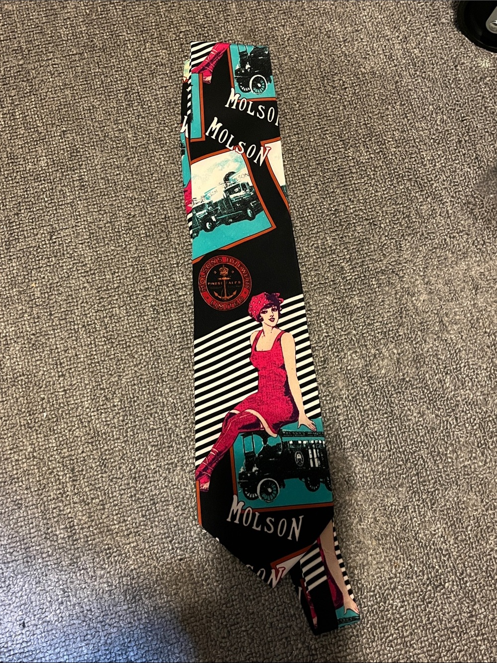 Molson Graphic Print Tie in Black & Red